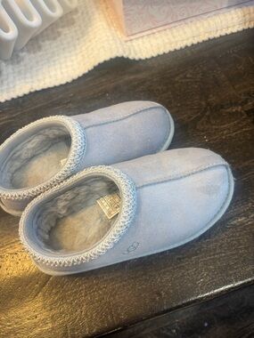 UGG Kids Plush Slip-On Slippers in Pale Blue
